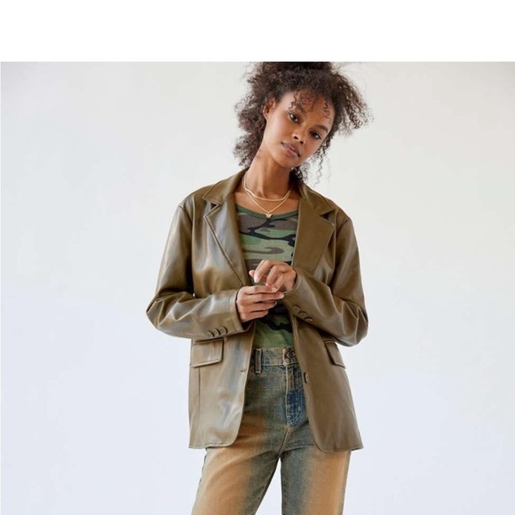 Urban Outfitters Oversized Jules Faux Leather Blazer Olive Small - Picture 5 of 15